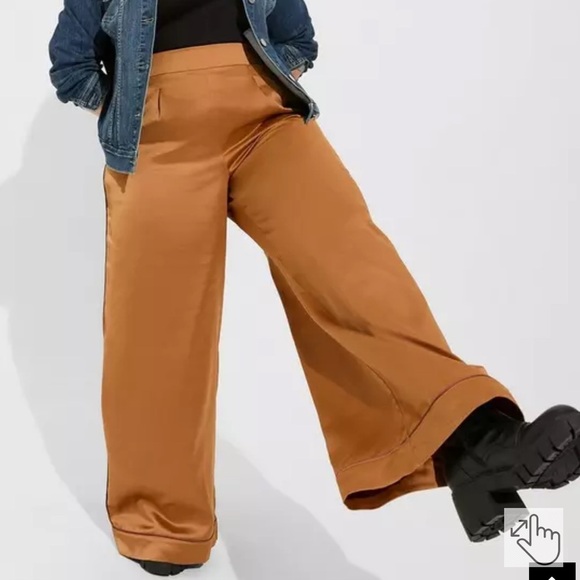 Torrid Wide Leg Satin High Rise Pant Size 2X - Picture 3 of 11